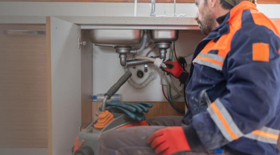 Descale Tankless Water Heater in Fort Sill, OK